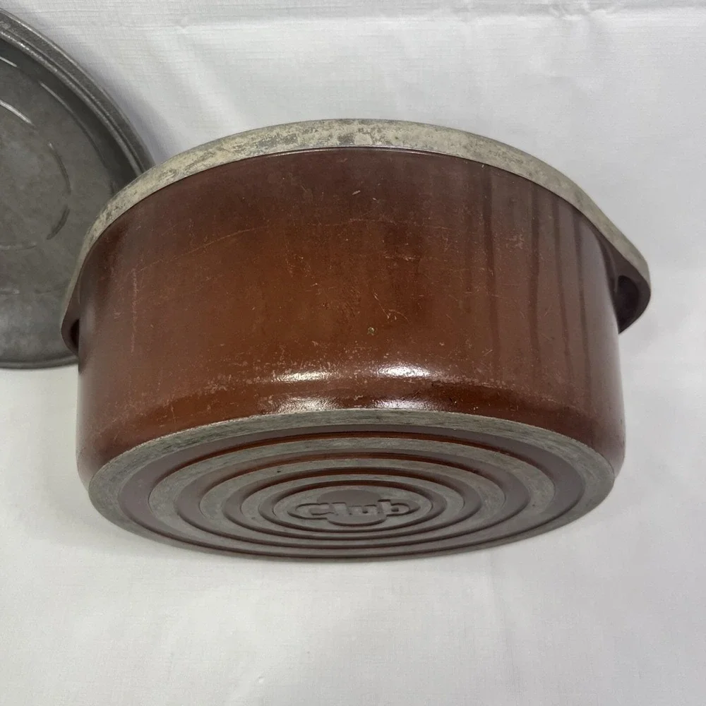 Vintage Club Brown Dutch Oven Large Stock Pot With Lid Cast Aluminum Collectible